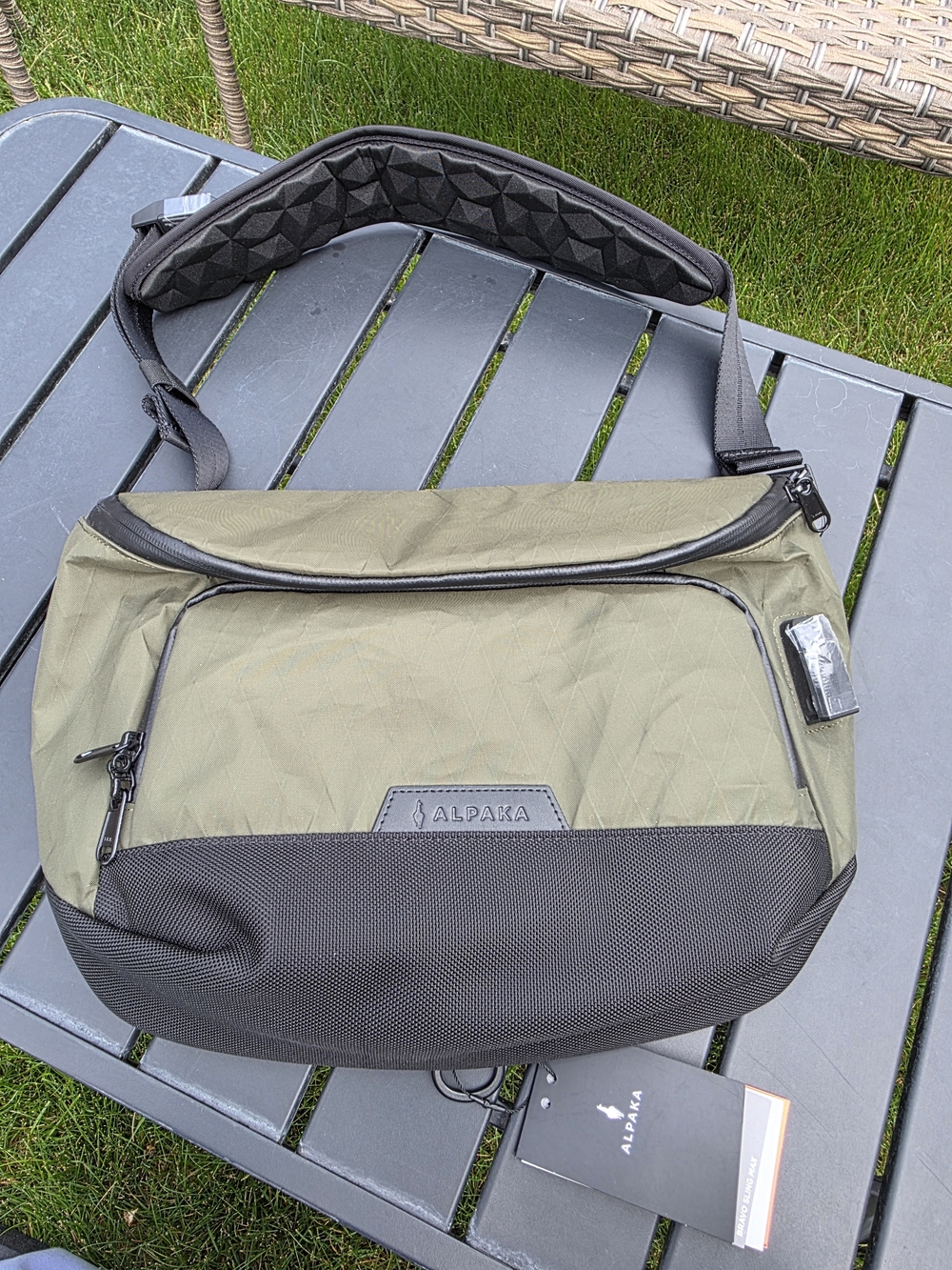 Alpaka Bravo Sling Max V2 Dark Green X-Pac VX21 10L NWT Laptop Sling Bag